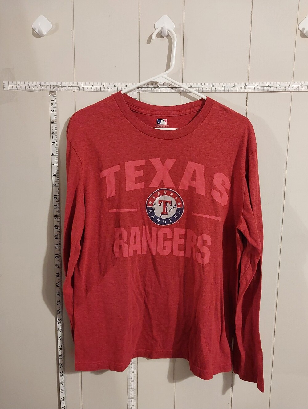 MLB Texas Rangers Red Long Sleeve Tee Size M